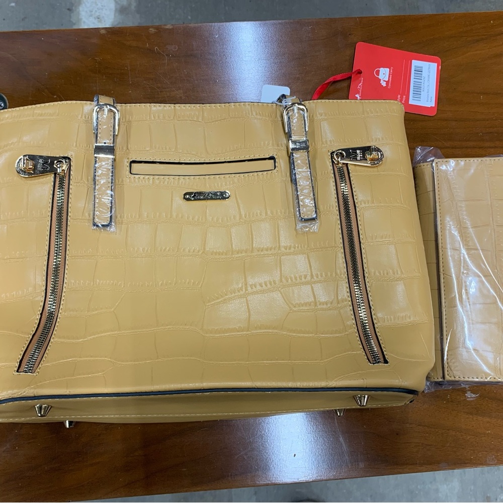 Montana West Tan Tote with Croc-Embossed Design Montana West concealed carry